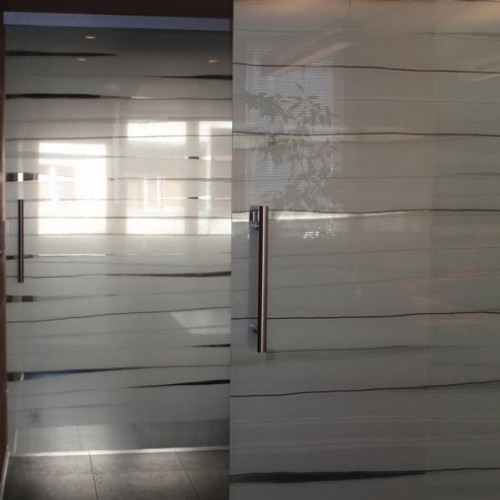 textile laminated glass sliding door by Andrea Hegedus