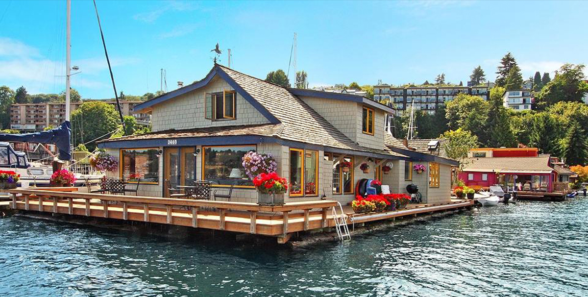 Sleepless in Seattle: The Houseboat